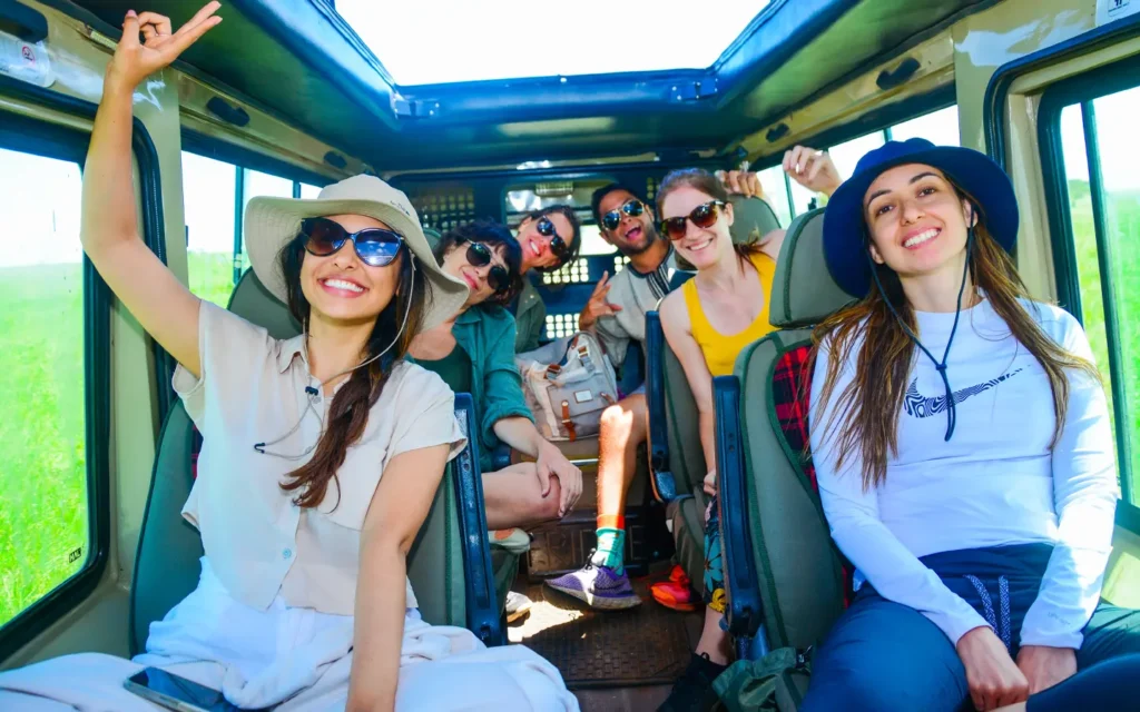 East Africa Ultimate Safari Experience - African Adventure Specialists - Gamedrive in Maasai Mara National Park, Kenya